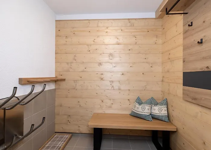 Summerer Peter Apartment *